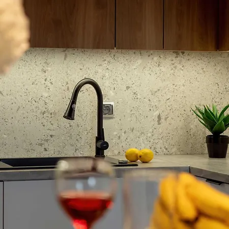 Apartmán Atrakcyjne Z Parkingiem & Balkonem By Renters Lodž