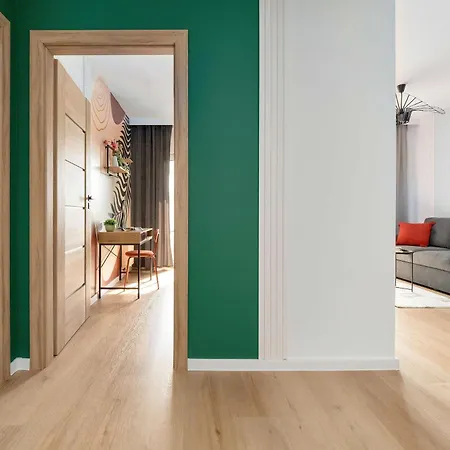 Atrakcyjny Z 2 Sypialniami, Parkingiem&balkonem By Renters * Łódź