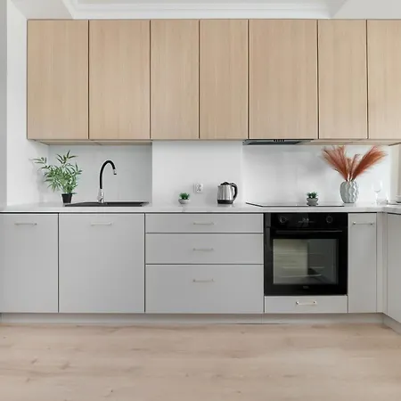 Apartmán Atrakcyjne Z Parkingiem & Balkonem By Renters