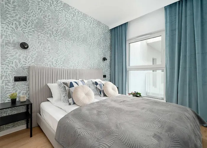 Atrakcyjne Z Parkingiem & Balkonem By Renters