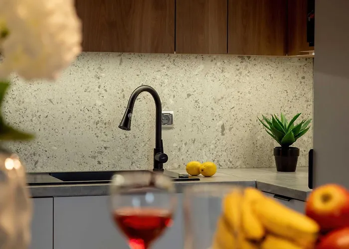 דירה Atrakcyjne Z Parkingiem & Balkonem By Renters לודז'