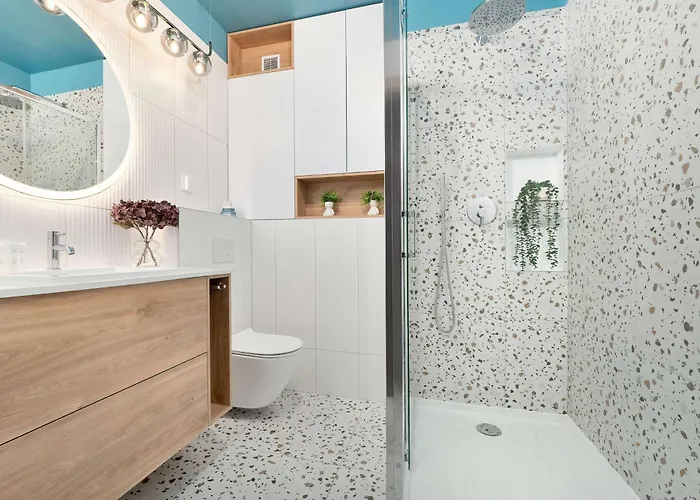 Atrakcyjne Z Parkingiem & Balkonem By Renters Łódź