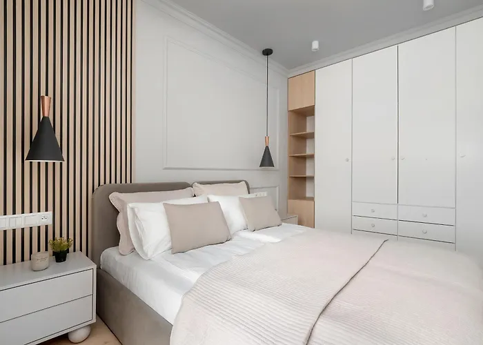 Atrakcyjne Z Parkingiem & Balkonem By Renters Łódź