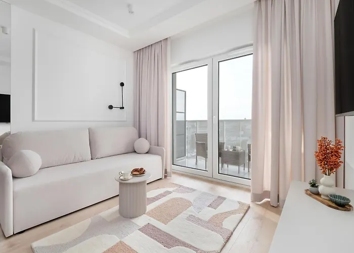 Atrakcyjne Z Parkingiem & Balkonem By Renters Lejlighed Łódź